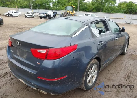 2015 Kia Optima Lx z USA, uszkodzony, nr VIN 5XXGM4A74FG468987
